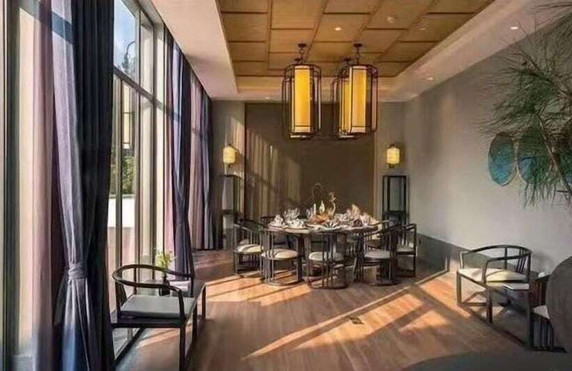 בית מלון כפרי The Lucid Resort