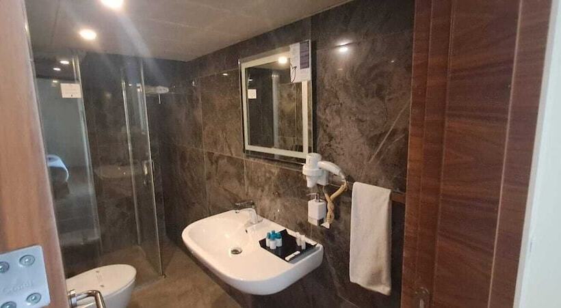 酒店 Reikartz 2017