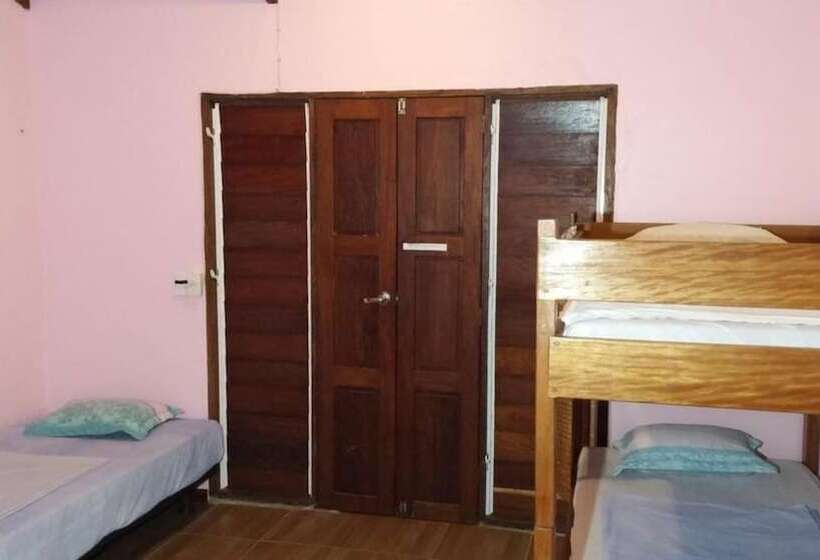 هتل Bluepango Guest House   Hostel