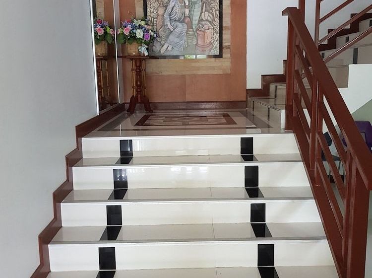فندق Chutchawan Apartment