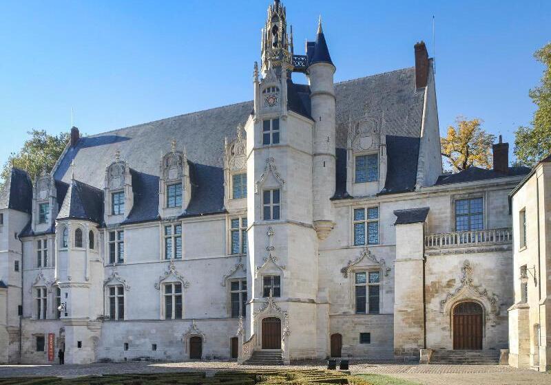هتل Hôtel Mercure Beauvais Centre Cathédrale
