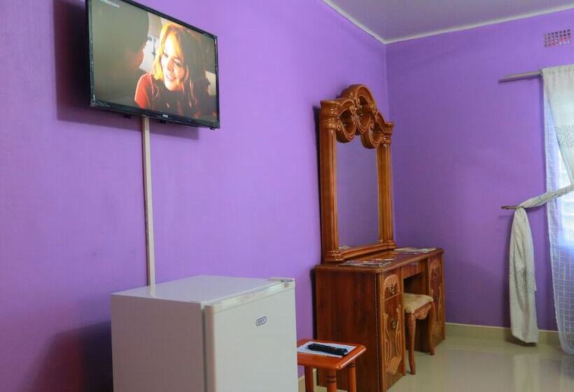 هتل Km Executive Lodge