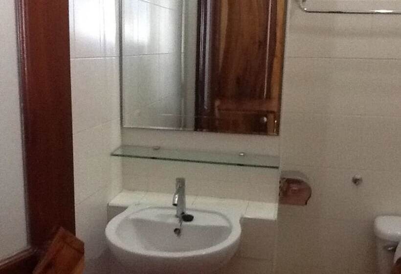 هتل Lert Prasert House