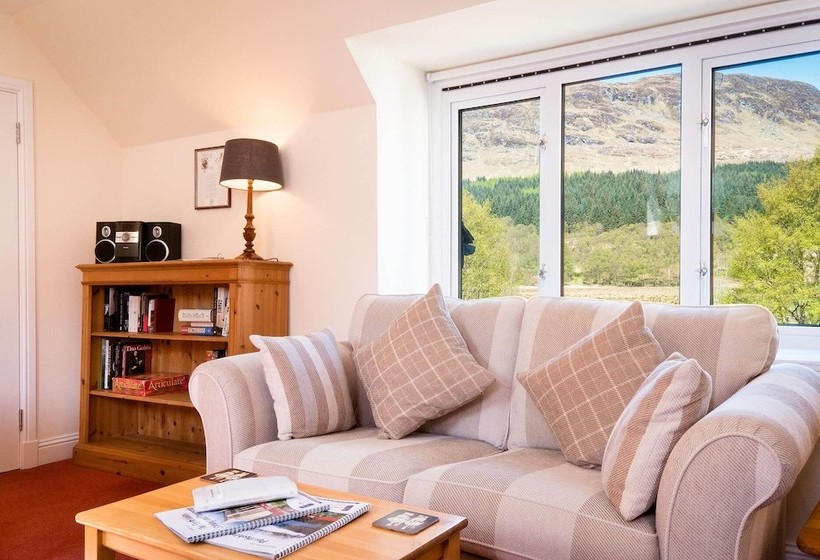 ホテル Merlin Cottage