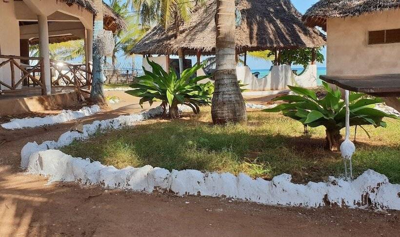 هتل Ocean Breeze Lodge