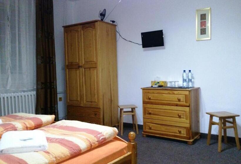 هتل Sunnystreet Guesthouse