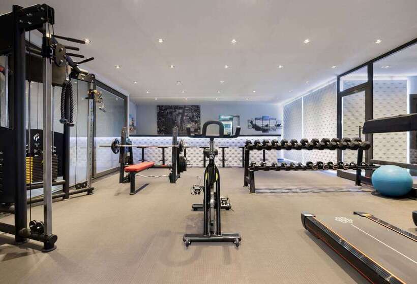 Fotos del hotel Tryp By Wyndham Istanbul Sancaktepe:  46