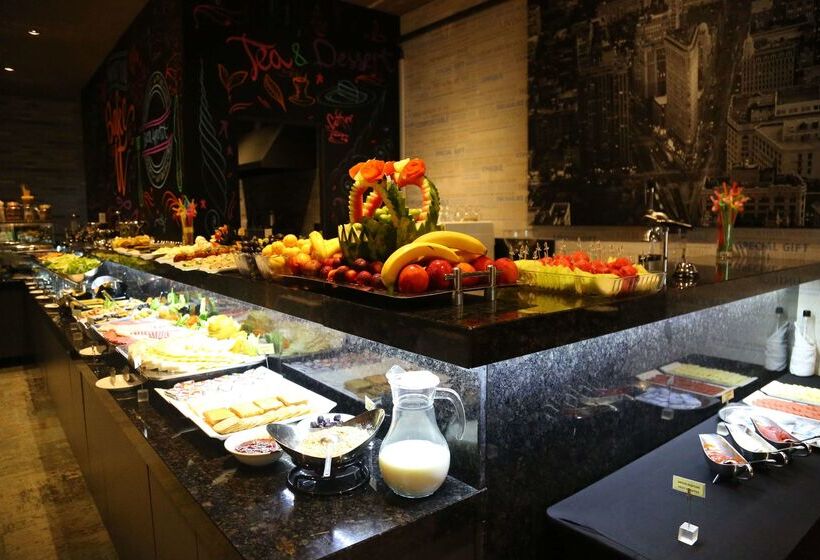 Fotos del hotel Tryp By Wyndham Istanbul Sancaktepe:  38
