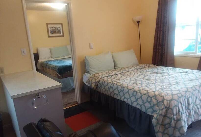 Shiny Motel