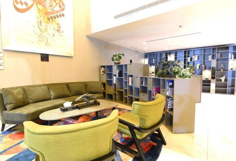 هتل Bram Suites
