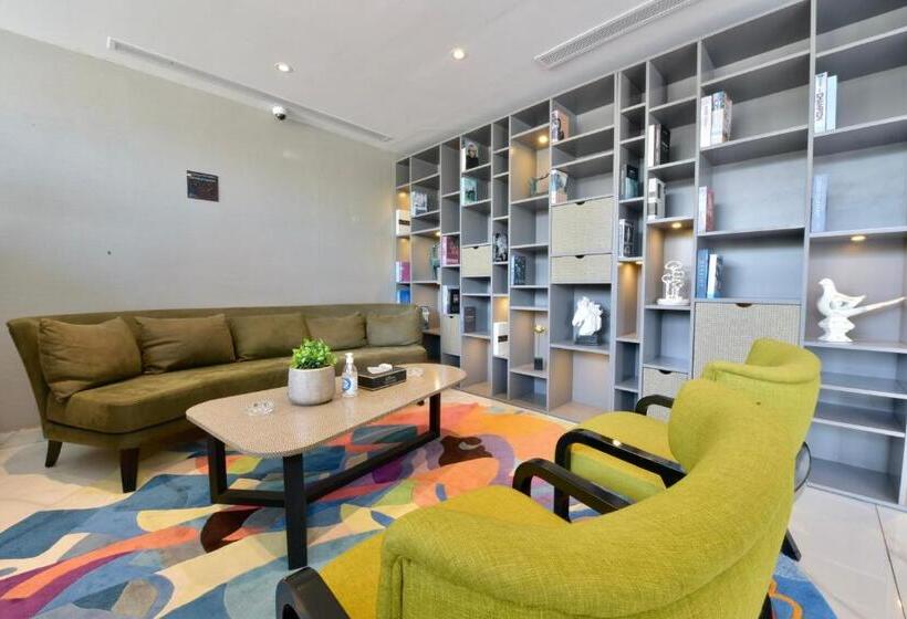 هتل Bram Suites