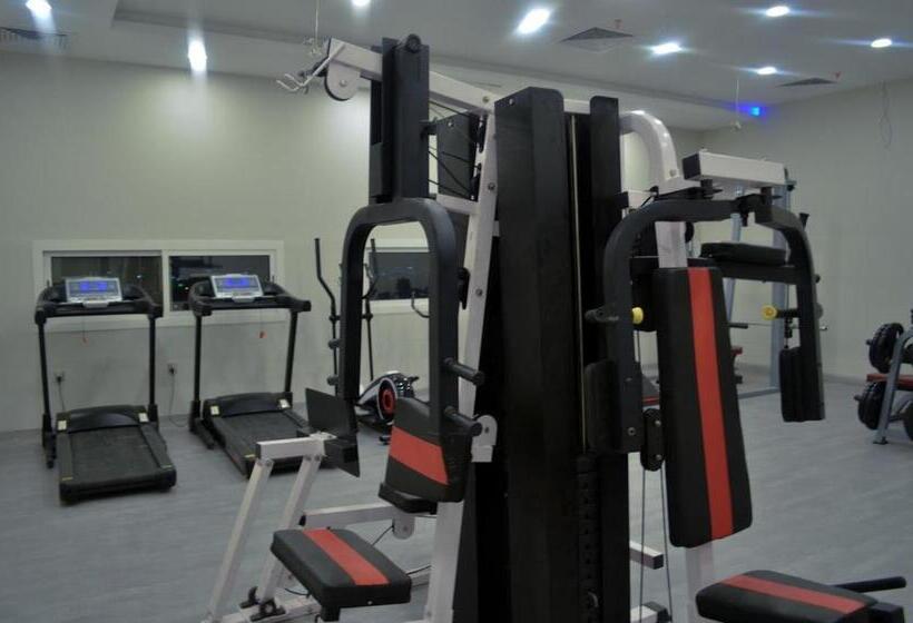 هتل Bram Suites