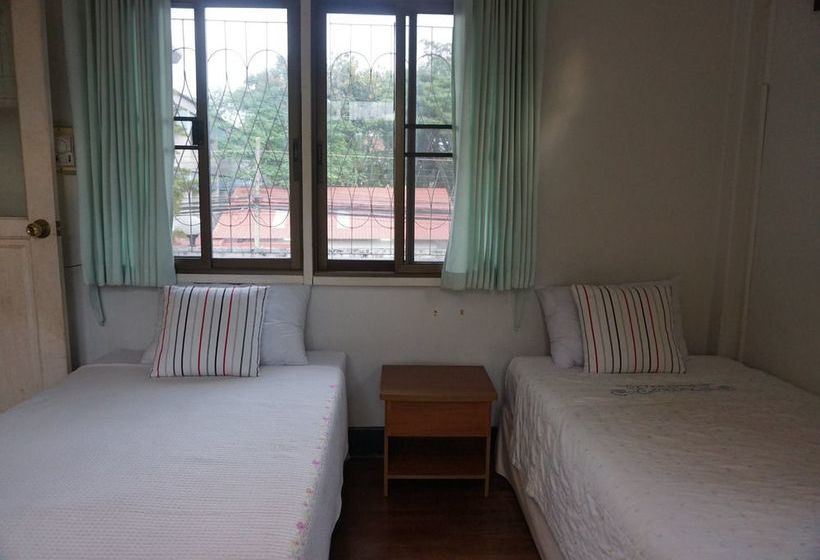 فندق Baan Rub Aroon Guesthouse
