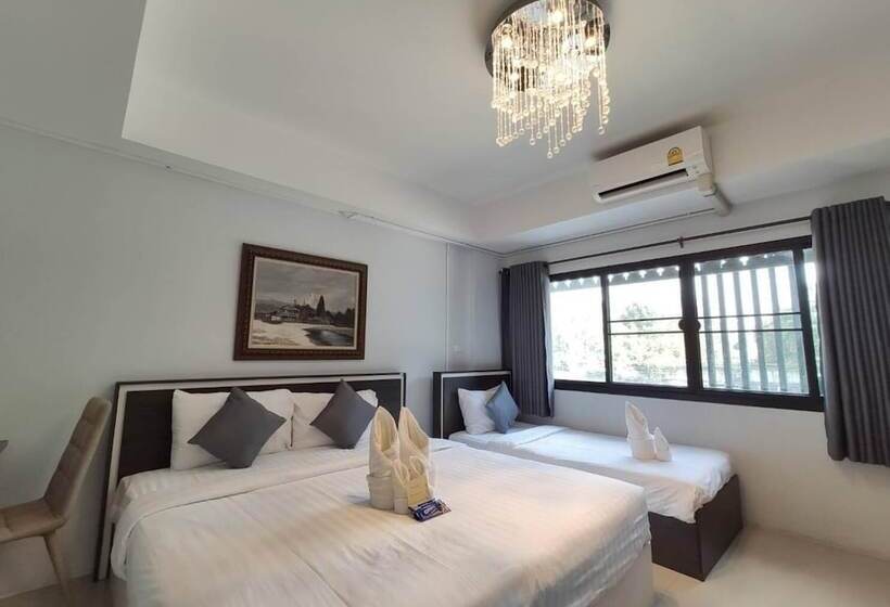 هتل Bann Tawan Hostel Chiang Rai