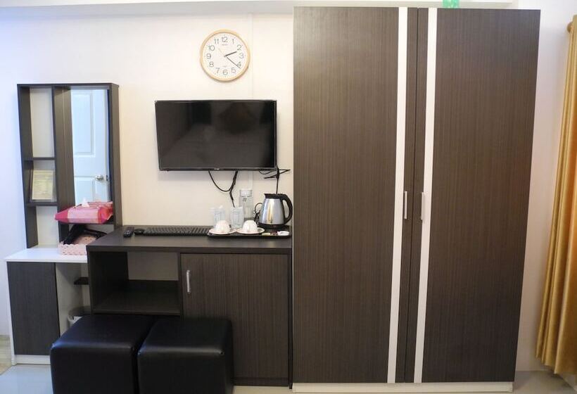 هتل Bann Tawan Hostel Chiang Rai