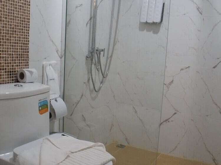 هتل Bann Tawan Hostel Chiang Rai