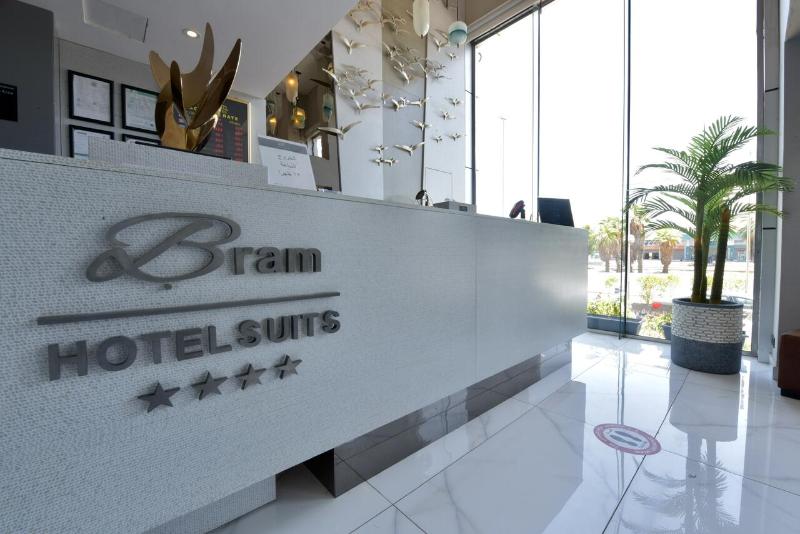 هتل Bram Suites