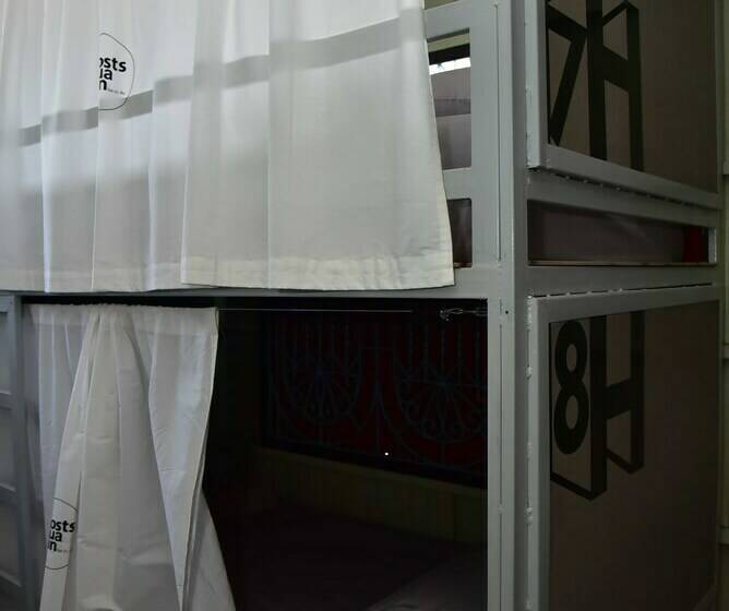 בית מלון כפרי Hosts Huahin   Hostel