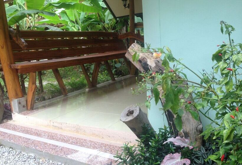 هتل Loei Airport Homestay