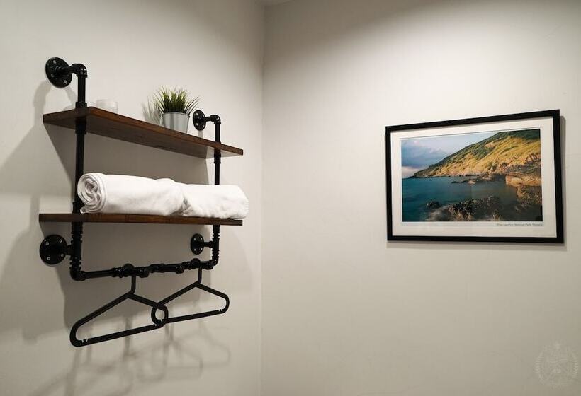هتل Our Secret Base   Hostel