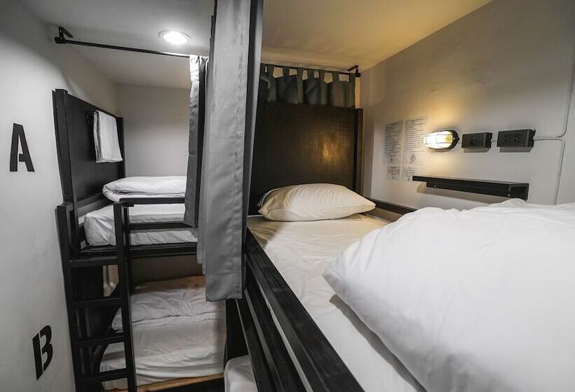 هتل Our Secret Base   Hostel