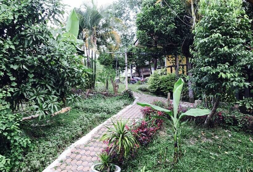 هتل Sang Un Bungalow
