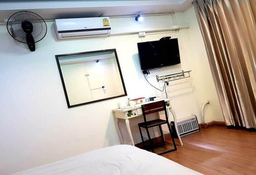 فندق T2b Home   Hostel