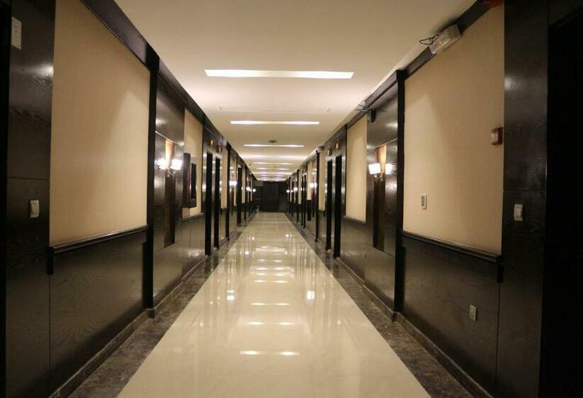 هتل Valencia Suites