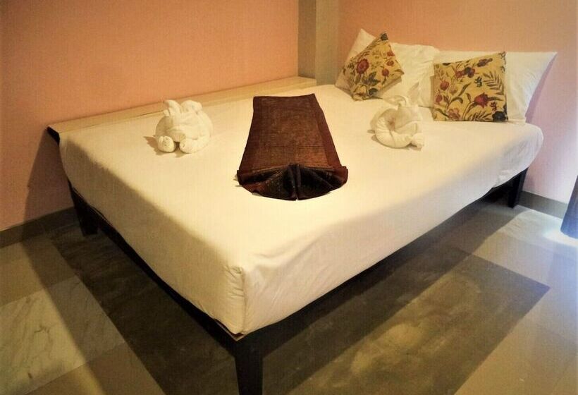 The Guest Hotel   Hostel