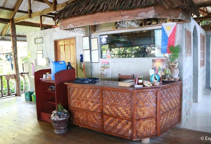 Hotelli Algen's Dive Resort