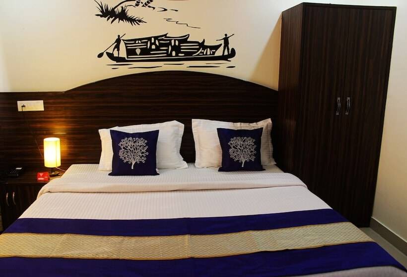 Fotos del hotel Anuj Regency:  12