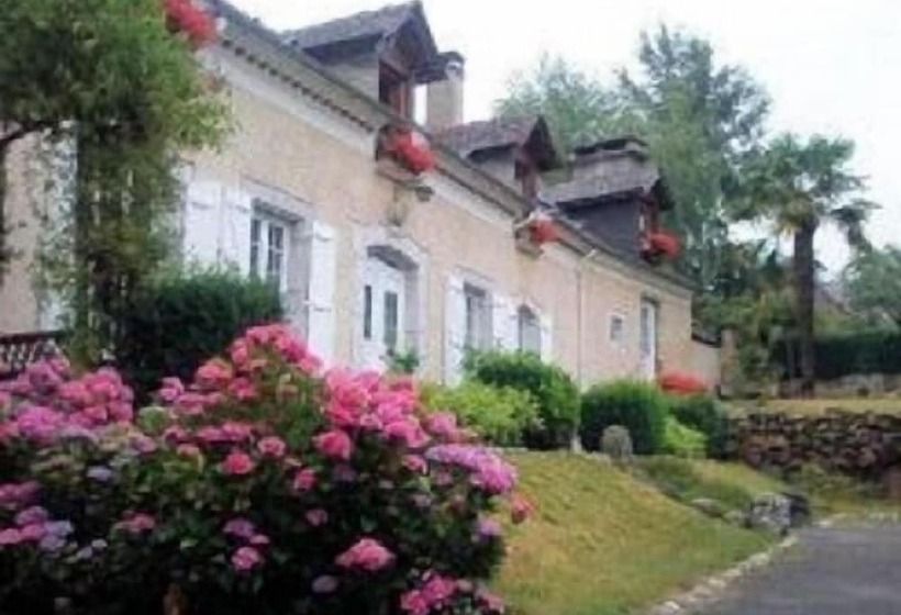 هتل Chambres D'hôtes Anousta