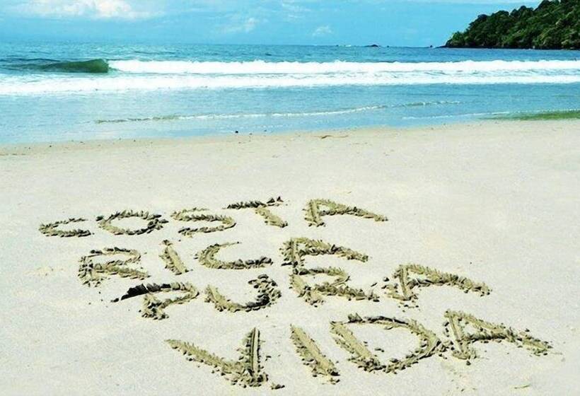 هتل Manuel Antonio Hostel Resort