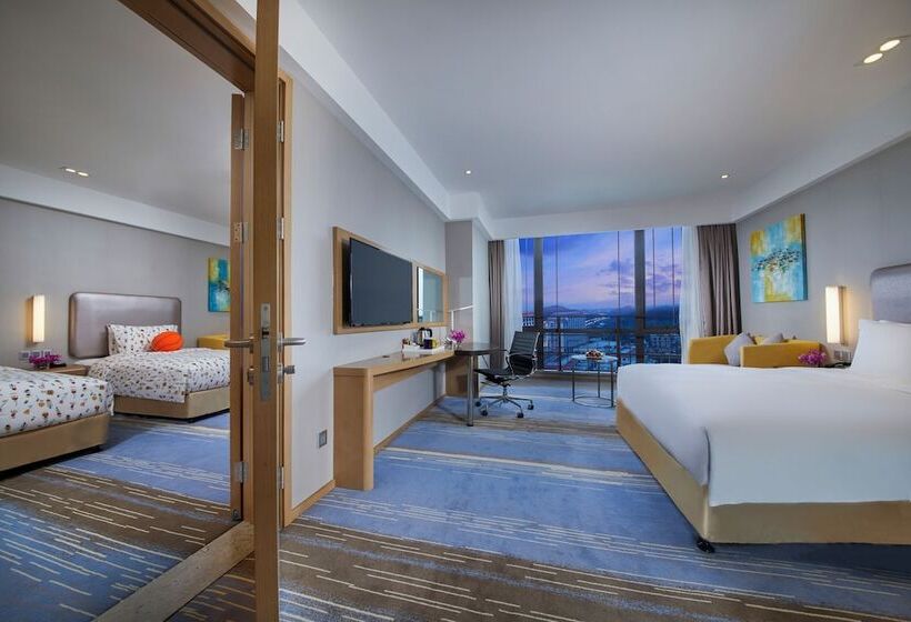 فندق Holiday Inn Express Guian Yungu, An Ihg