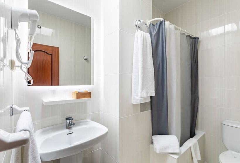 فندق Hostal La Costa