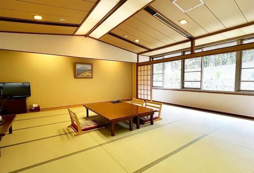 فندق Ikoi No Mura Heritage Minoyama