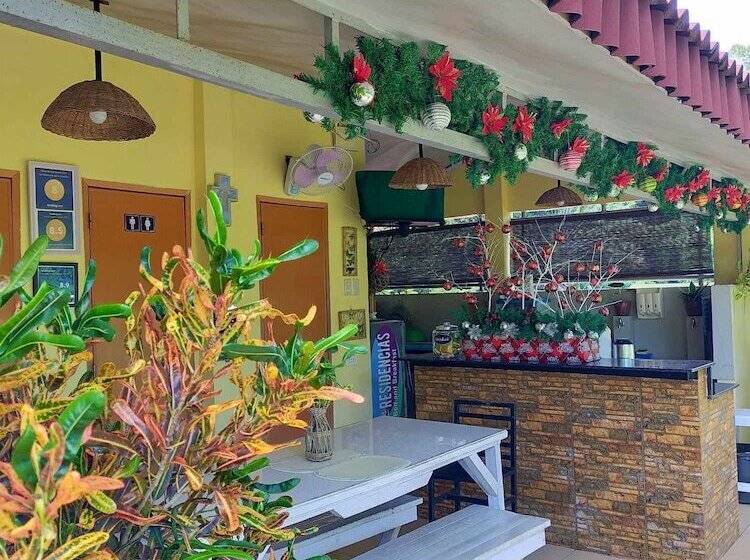 Hotell Las Residencias Bed And Breakfast
