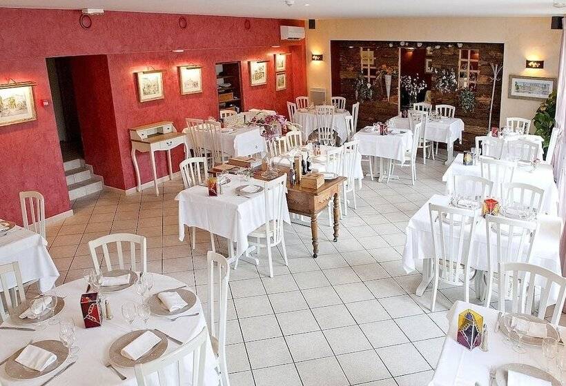 ホテル Le Val D'amby