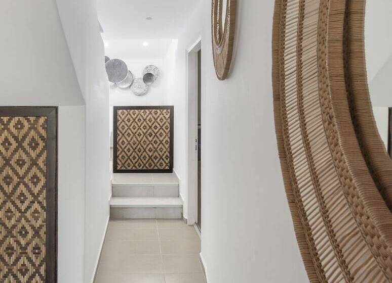 هتل Little Venice Villas