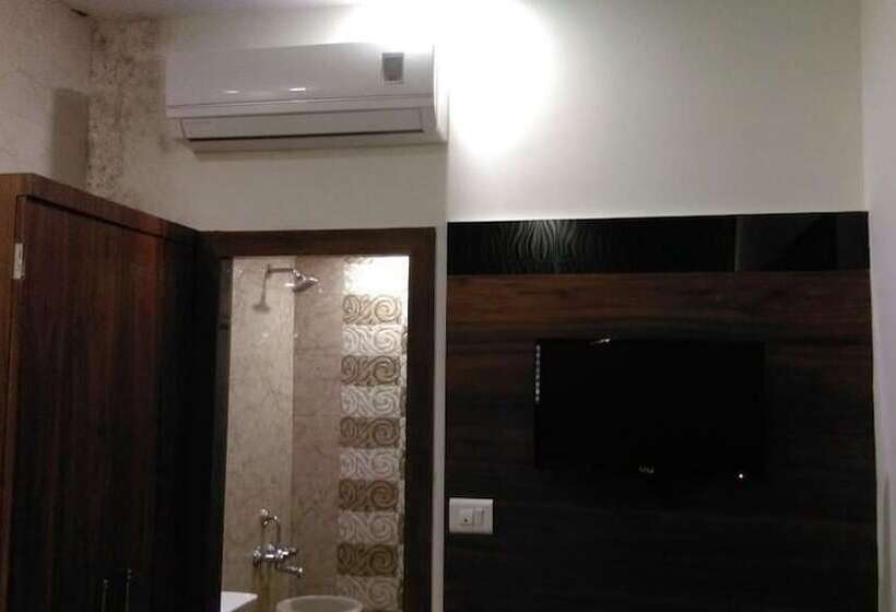 ホテル Palace Residency Near Lokmanya Tilak Terminus