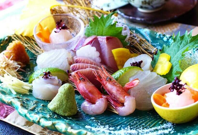 בית מלון כפרי Sanrakuen