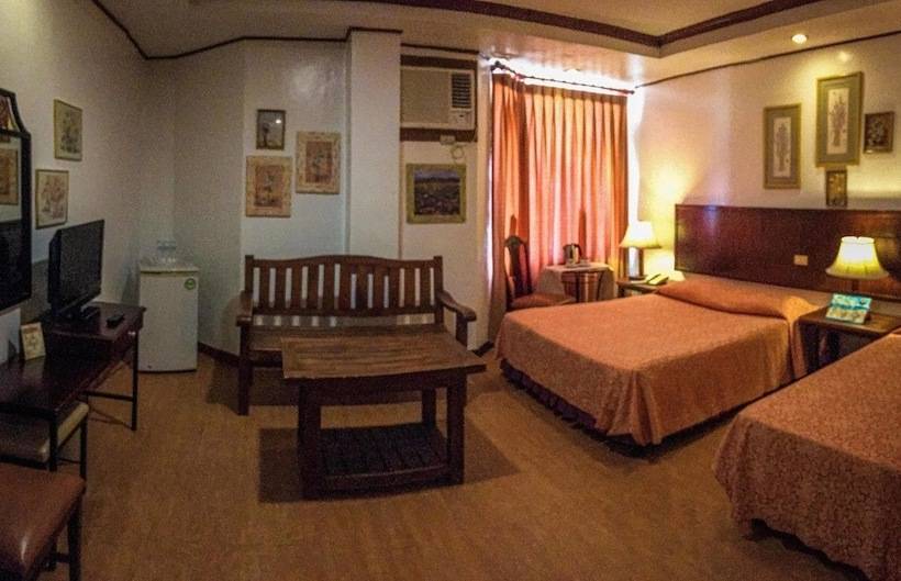 Fotos del hotel Subic Park:  4