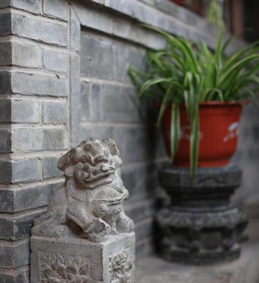 هتل The Great Wall Courtyard Hostel