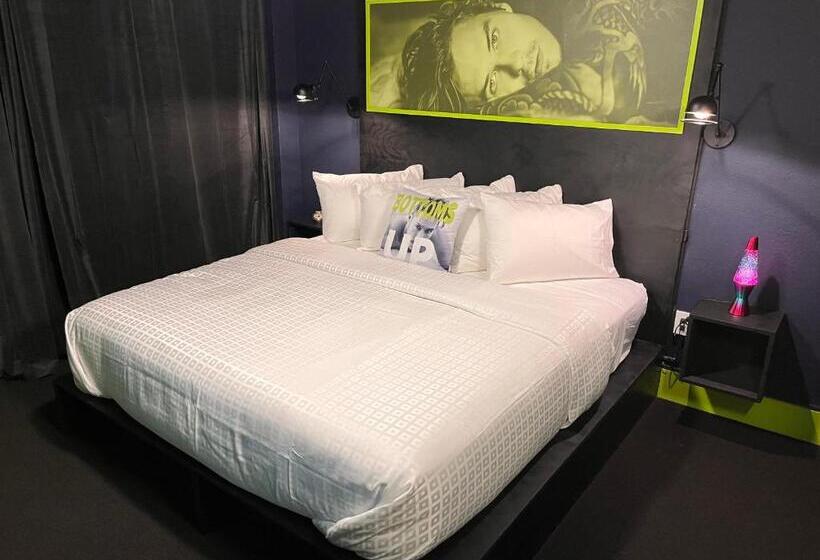 Mari Jean Hotel All Adults Welcome