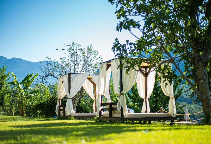 Lycia Nature House