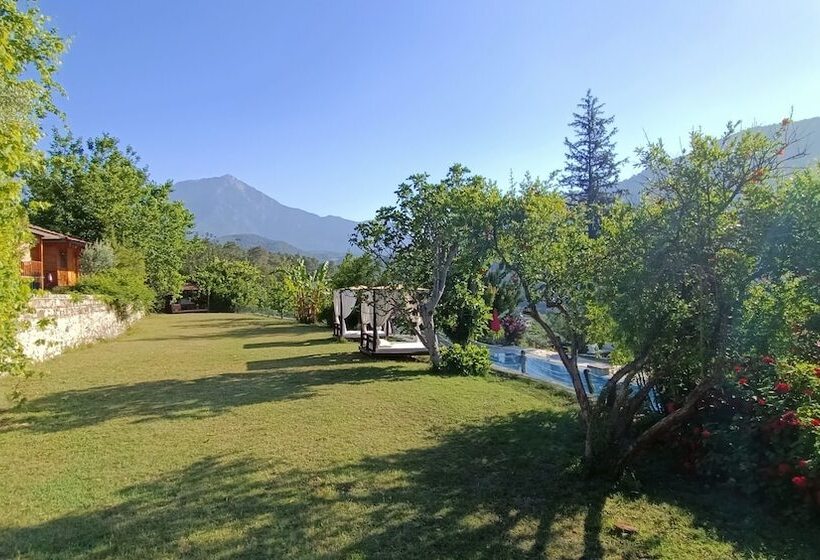 Lycia Nature House