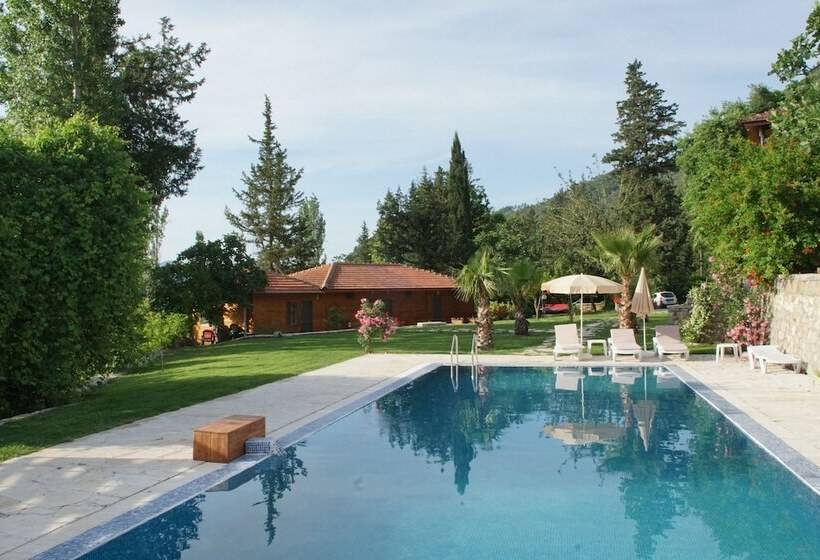 Lycia Nature House
