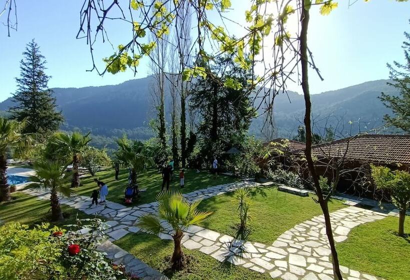 Lycia Nature House