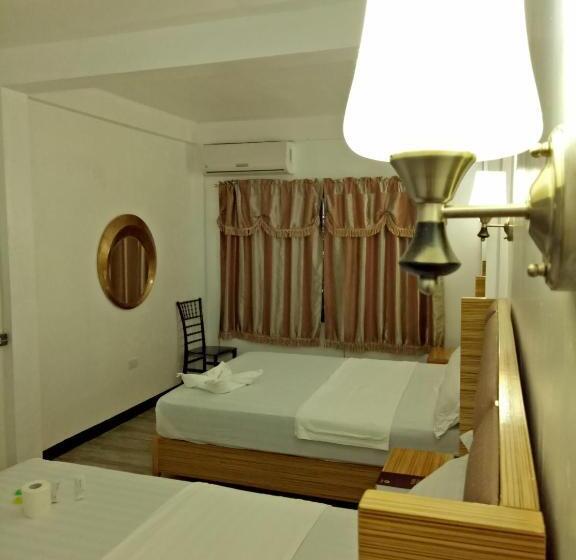Meaco Hotel   Anilao