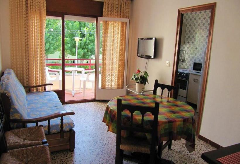 Apartamentos Flomar